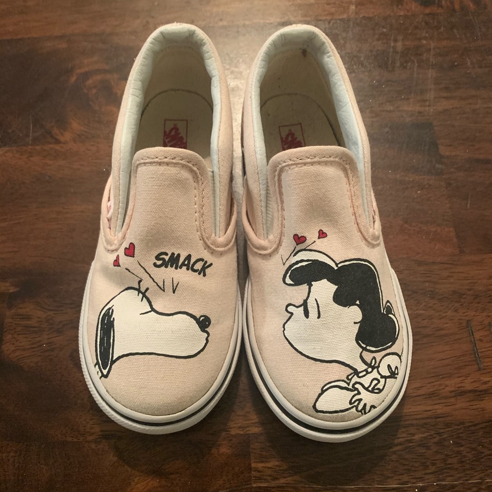 Vans (Peanuts) size 9.5 Toddler